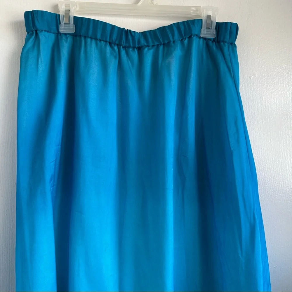 White House Black Market SILK Ombre Maxi Skirt  w Stretchy Waistband Size L - Picture 2 of 5